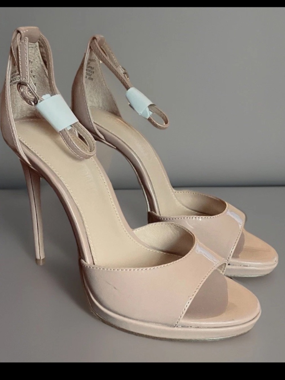 Steve Madden Platform Stiletto High Heel Size 5.5M Nude Patent Leather Open Toe